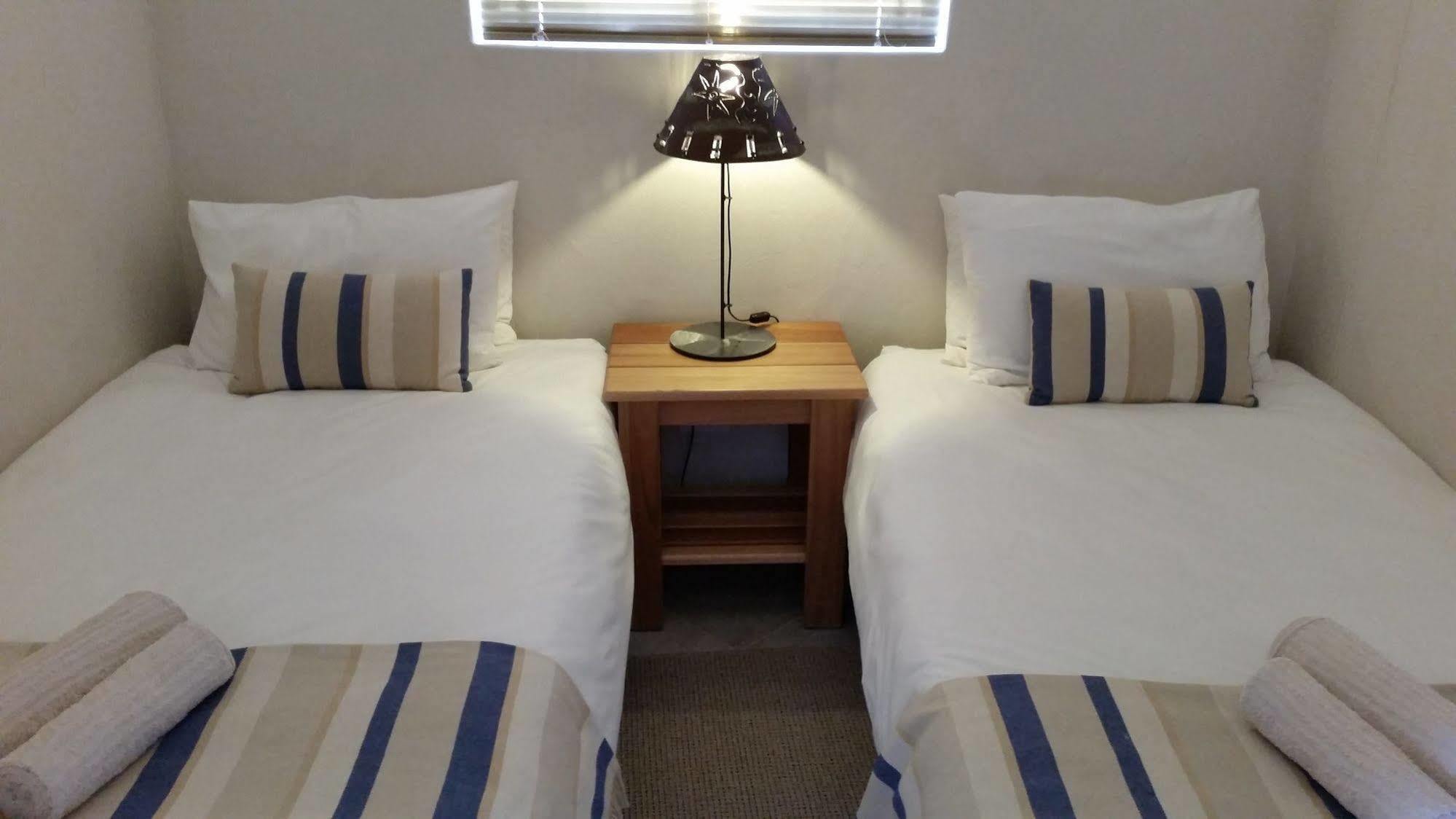 Bahnhof Hotel 아우스 외부 사진