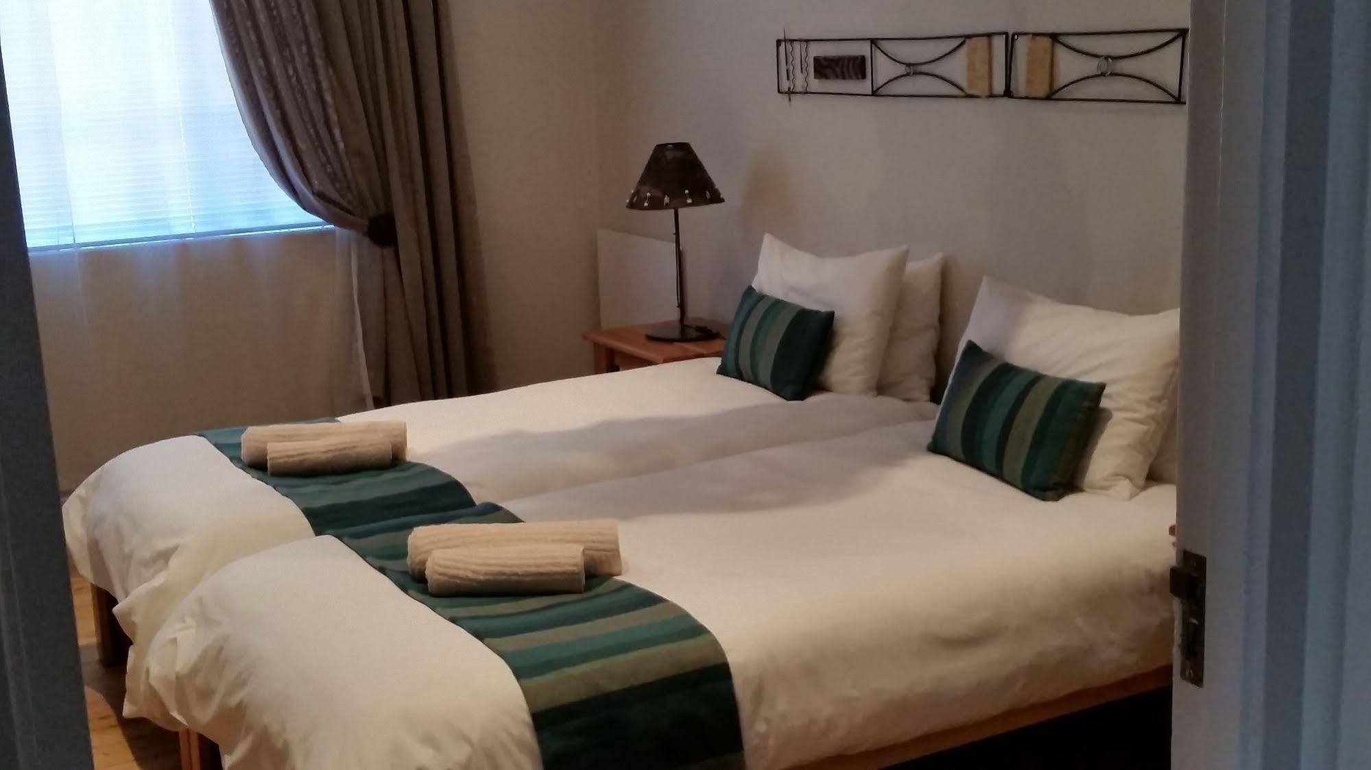 Bahnhof Hotel 아우스 외부 사진